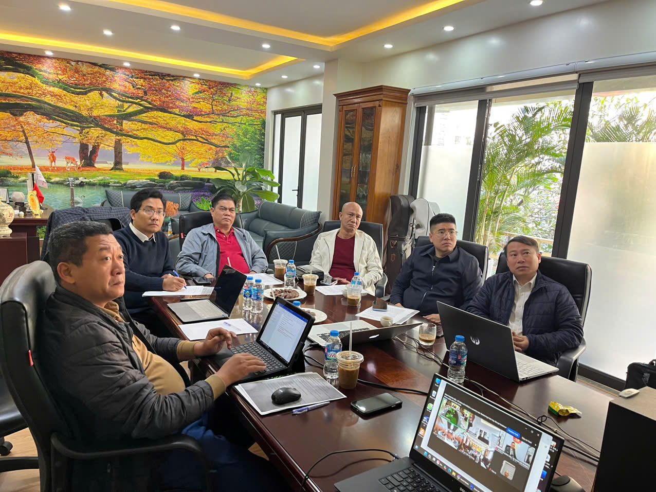 Tin mới nhận: Hội đồng dòng họ VVHP, Hội DN VVHP họp trực tuyến của Ban chỉ đạo Hội nghị tổng kết  hoạt động của CLB Doanh nhân Vũ - Võ Việt Nam