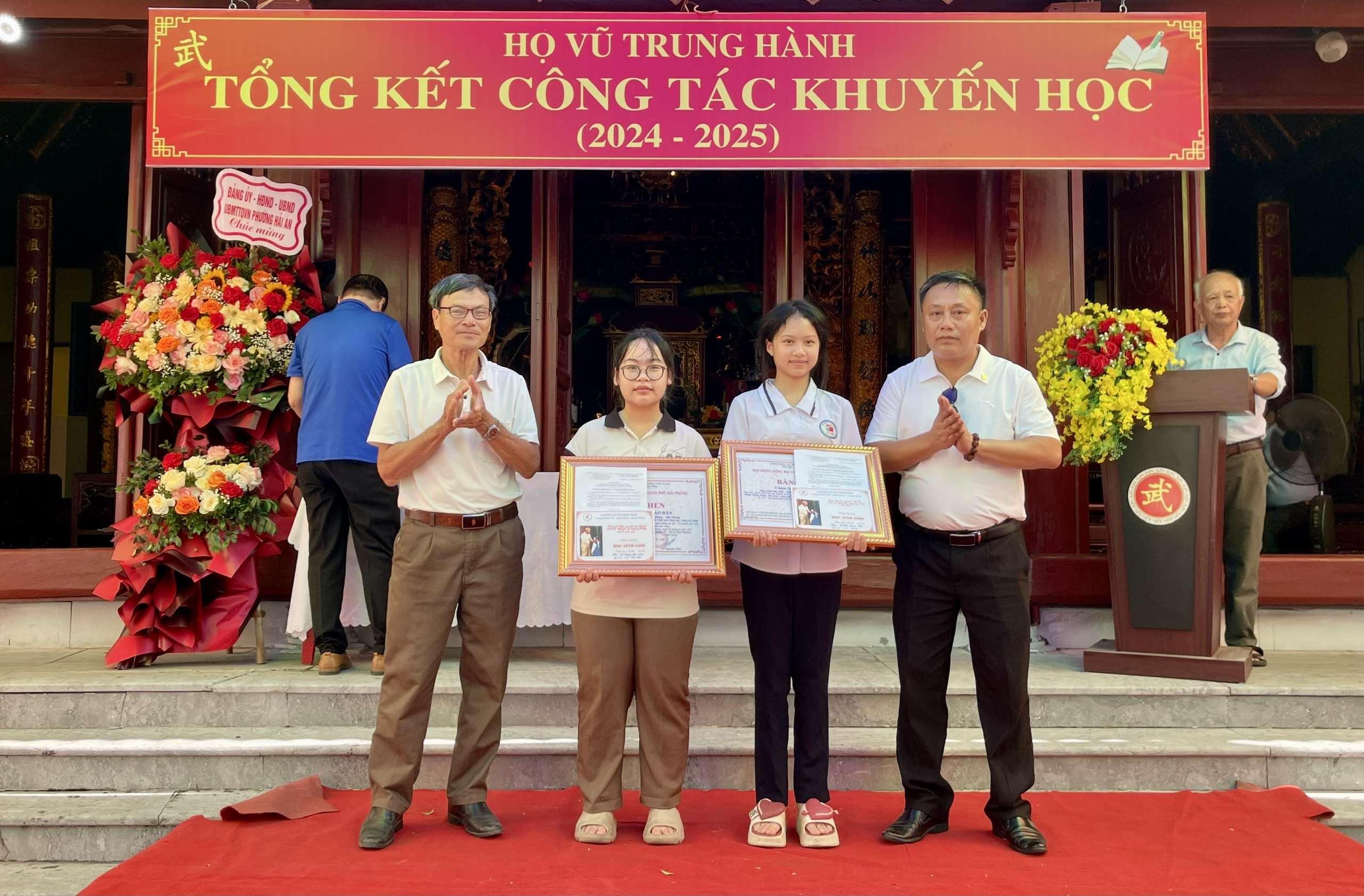 Họ Vũ - Trung Hành tổng kết công tác Khuyến học năm 2024-2025