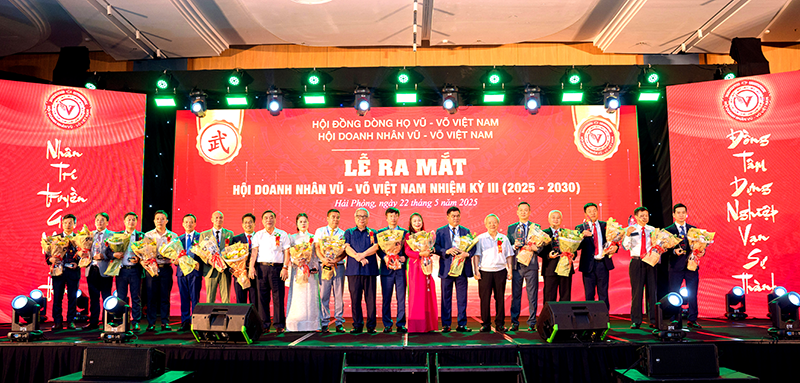 Lễ ra mắt Hội Doanh nhân Vũ - Võ Việt Nam: Dấu mốc chuyển mình mạnh mẽ, kết nối tinh hoa doanh nhân dòng họ trên toàn quốc